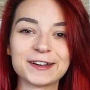 Haleyissoarx Weedtuber Reviewer And Cannabis Personality