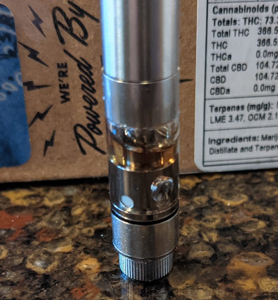 willie’s reserve vape cart close up