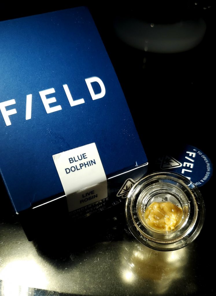 field extracts blue dolphin box