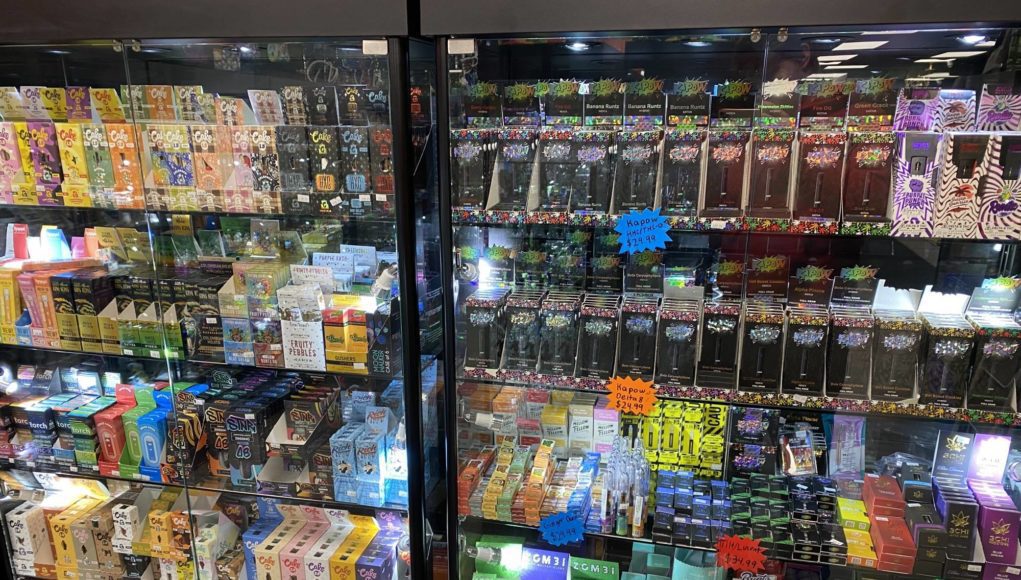 gas-station-vapes-all-fake gas-station-vapes-all-fake