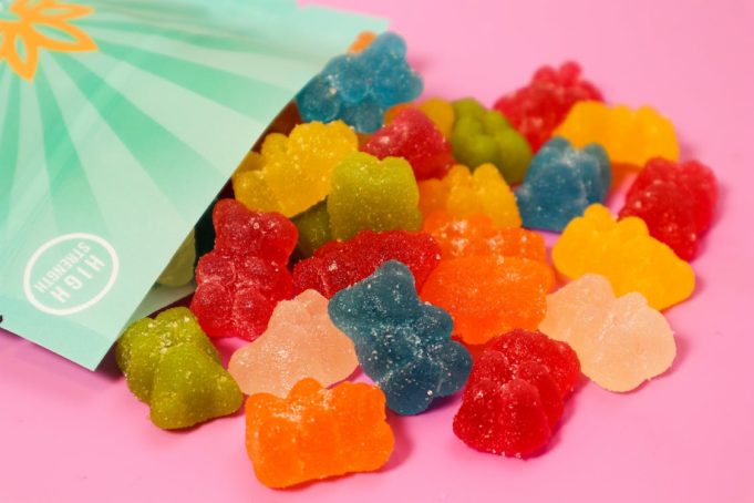 Shelf Life of CBD Edibles + 8 Top CBD Gummy Brands on the Market (2022) gummies cbd review