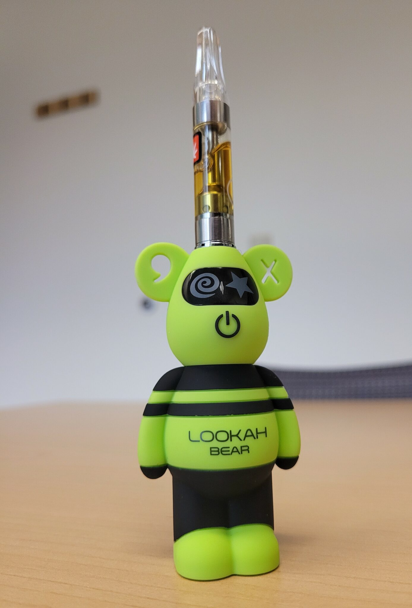 Lookah Bear Battery Review Edgy and Functions like a Pro!